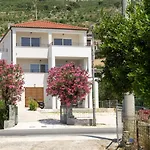 Ljubica *