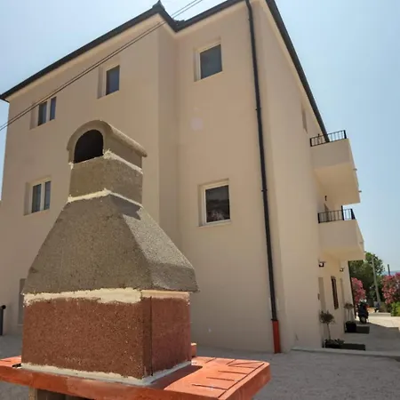 Apartment Ljubica Duće
